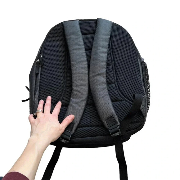 Wilson Gray NCAA Final Four Backpack - Picture 6 of 8